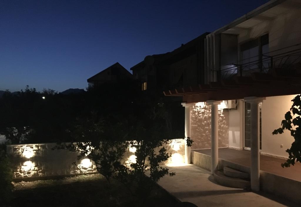 Apartment Apollo Kotor Exterior photo