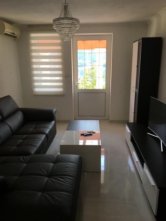 Apartment Apollo Kotor Exterior photo